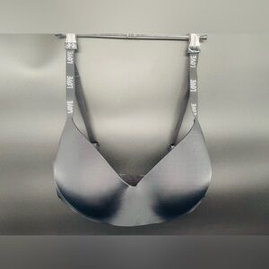 Victorias Secret Seamless Black Bra size 36DD/E80